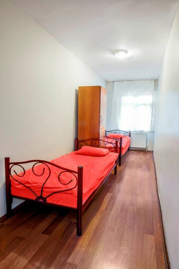 Goekce Pansiyon - Only Men Istanbul Bagian luar foto